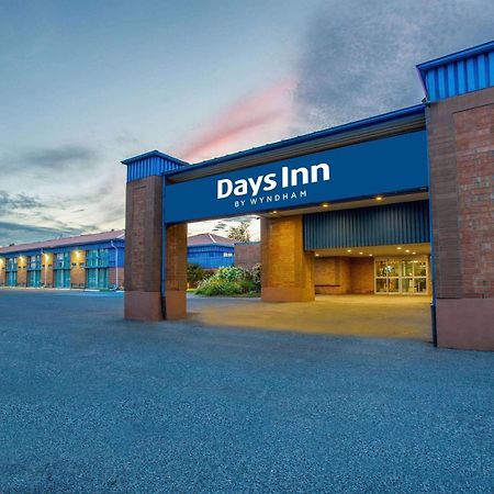 Days Inn By Wyndham Sudbury & Conference Centre Ngoại thất bức ảnh