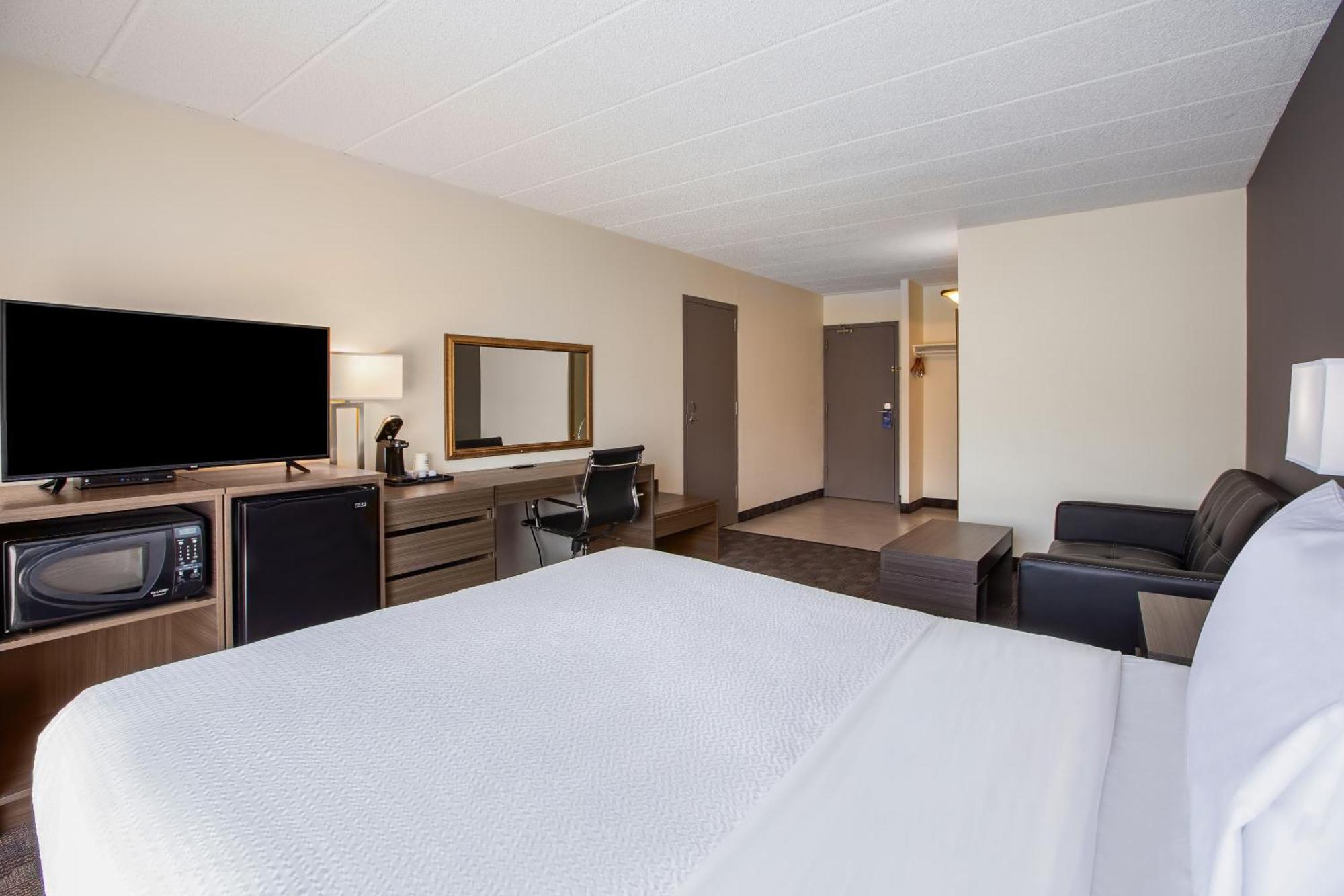 Days Inn By Wyndham Sudbury & Conference Centre Ngoại thất bức ảnh