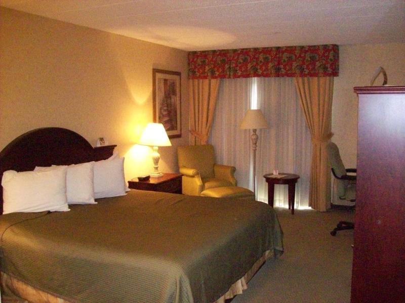 Days Inn By Wyndham Sudbury & Conference Centre Ngoại thất bức ảnh